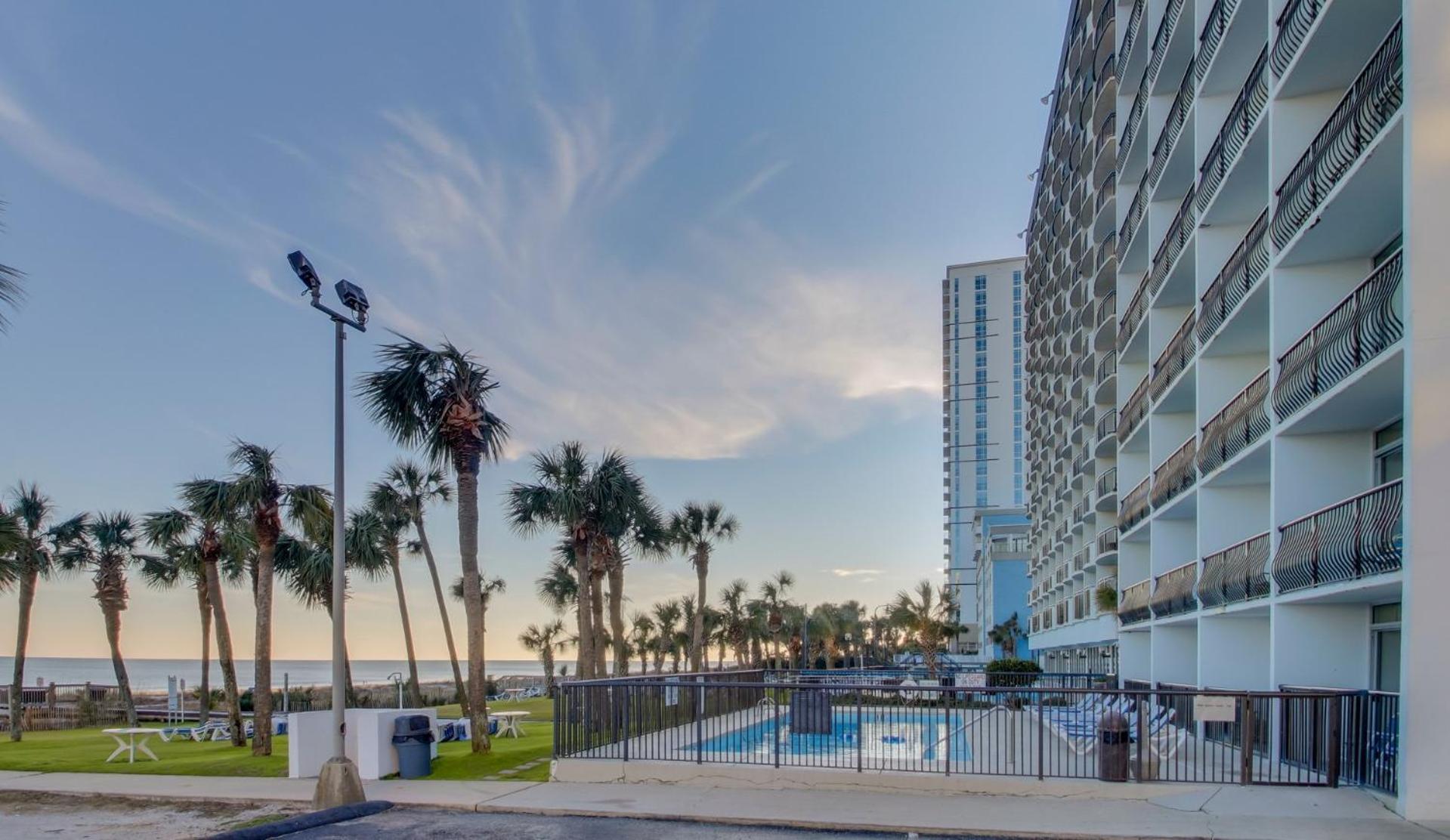 Hosteeva Boardwalk Ocean-Front Condo Myrtle Beach Eksteriør bilde